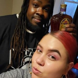 Meet your Posher, Leanna